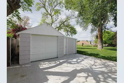 3010 E 3345 S, Salt Lake City, UT 84109 - Photo 10