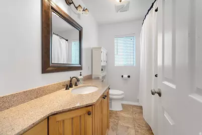 266 E 6790 S, Midvale, UT 84047 - Photo 12