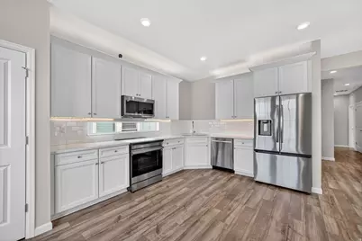 6078 W 11800 S, South Jordan, UT 84009 - Photo 2