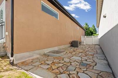 1443 W Iron Port Dr, South Jordan, UT 84095 - Photo 38