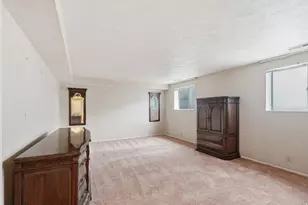 5785 S Ayrshire Dr, Murray, UT 84107 - Photo 40