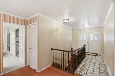 5785 S Ayrshire Dr, Murray, UT 84107 - Photo 4