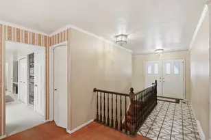 5785 S Ayrshire Dr, Murray, UT 84107 - Photo 4