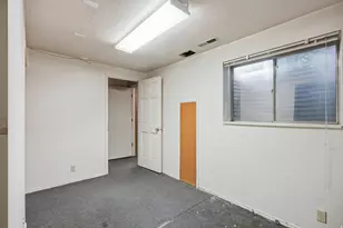 5785 S Ayrshire Dr, Murray, UT 84107 - Photo 46