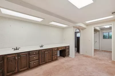 5785 S Ayrshire Dr, Murray, UT 84107 - Photo 44