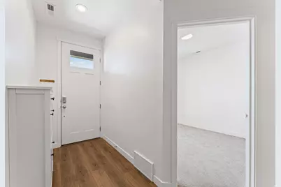 7003 S South Jordan Pkwy, South Jordan, UT 84009 - Photo 10
