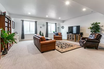 110 S 525 W, Farmington, UT 84025 - Photo 18