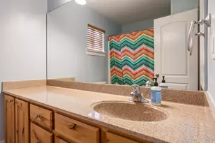39 E Argyle Way, Saratoga Springs, UT 84045 - Photo 16