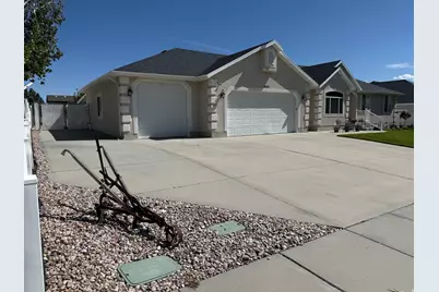 4032 W Red Tail Dr S, Riverton, UT 84065 - Photo 2