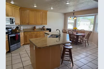 4032 W Red Tail Dr S, Riverton, UT 84065 - Photo 8