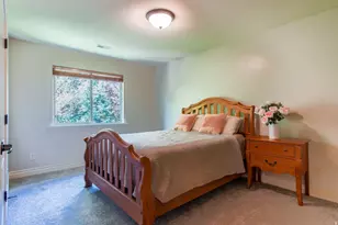 6669 W Canterbury Dr, Highland, UT 84003 - Photo 14