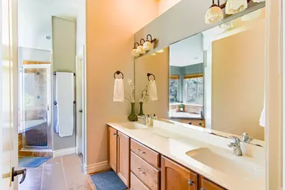 6669 W Canterbury Dr, Highland, UT 84003 - Photo 10