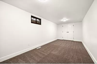 8527 S Colene Dr E, Sandy, UT 84094 - Photo 18