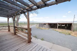 570 W Main St, Greenville, UT 84731 - Photo 30