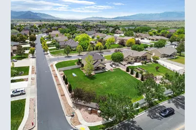 192 W Preakness Way, Stansbury Park, UT 84074 - Photo 38