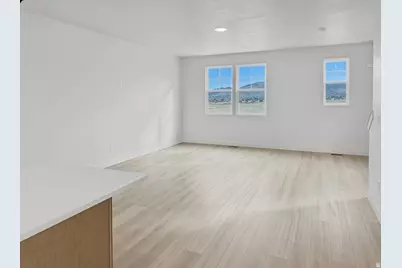 6644 W 11800 S #616, South Jordan, UT 84009 - Photo 4