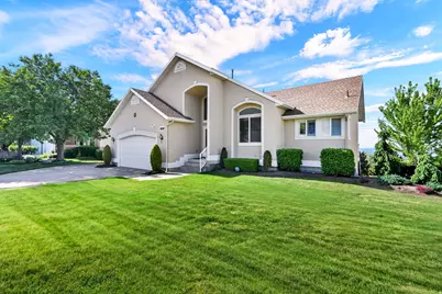 259 E 3725 N, North Ogden, UT 84414 - Photo 2