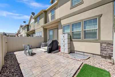 1584 N Catagena Pkwy, Saratoga Springs, UT 84045 - Photo 28