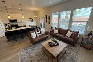 560 N Ventura Ln, Washington, UT 84780 - Photo 6