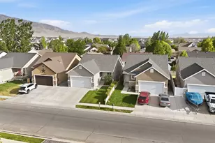 1854 E Shadow Dr N, Eagle Mountain, UT 84005 - Photo 34