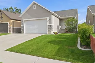 1854 E Shadow Dr N, Eagle Mountain, UT 84005 - Photo 2