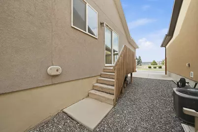 1854 E Shadow Dr N, Eagle Mountain, UT 84005 - Photo 32
