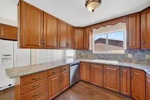 3120 N Apache Ln E, Provo, UT 84604 - Photo 22