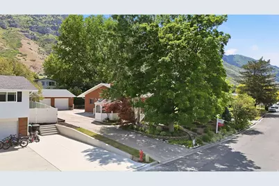 3120 N Apache Ln E, Provo, UT 84604 - Photo 14