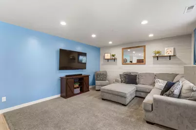 1735 W Parkview Dr, Syracuse, UT 84075 - Photo 6