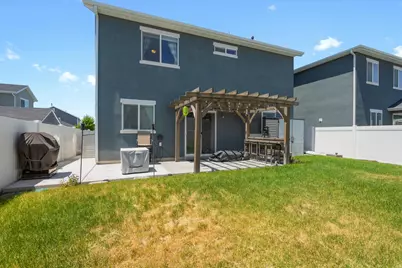 1735 W Parkview Dr, Syracuse, UT 84075 - Photo 26