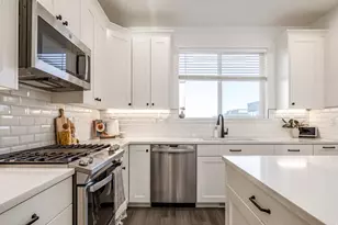 25 E Center St N, North Salt Lake, UT 84054 - Photo 14