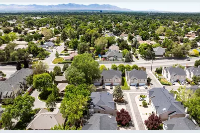 2024 E Cotton Willow Ln, Holladay, UT 84117 - Photo 38