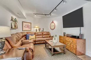 900 S Donner Way, Salt Lake City, UT 84108 - Photo 4