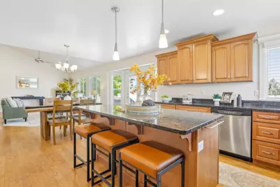 3352 W 10235 S, South Jordan, UT 84095 - Photo 12