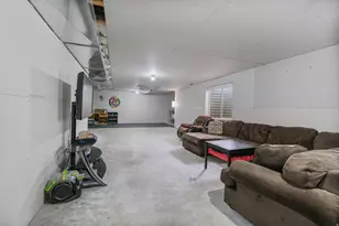 860 W 2980 S, Nibley, UT 84321 - Photo 32