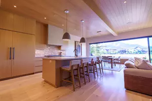 355 E Rockwell Cir, Midway, UT 84049 - Photo 4