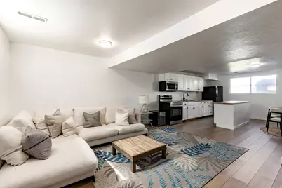 9977 S 3265 W, South Jordan, UT 84095 - Photo 20