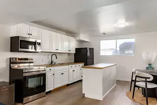 9977 S 3265 W, South Jordan, UT 84095 - Photo 18