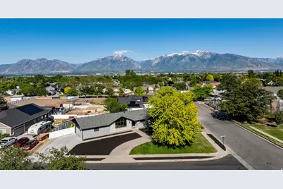 9977 S 3265 W, South Jordan, UT 84095 - Photo 36