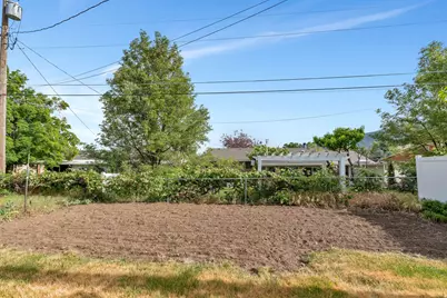 34 W 800 N, Bountiful, UT 84010 - Photo 6