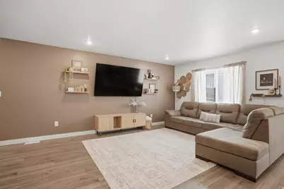 1860 N Ten Hens Ave #1167, Tooele, UT 84074 - Photo 6