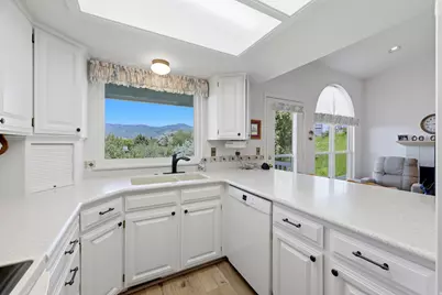 3766 S Cardiff Cir E, Bountiful, UT 84010 - Photo 12