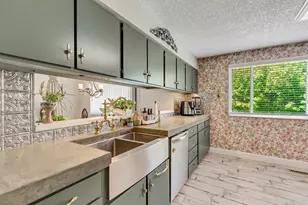 638 N Sir Philip Dr W, Salt Lake City, UT 84116 - Photo 8