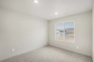 3298 W 3525 S, West Haven, UT 84401 - Photo 26