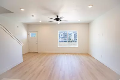 478 E 650 N #73, Salem, UT 84653 - Photo 2