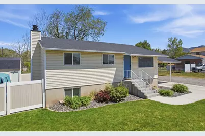 313 S 800 W, Payson, UT 84651 - Photo 2