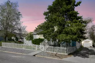 44 N Shriver St, Eureka, UT 84628 - Photo 4