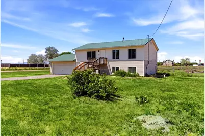 1613 E Sunset S, Lake Point, UT 84074 - Photo 4