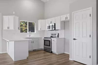 1142 E 1350 S, Clearfield, UT 84015 - Photo 8