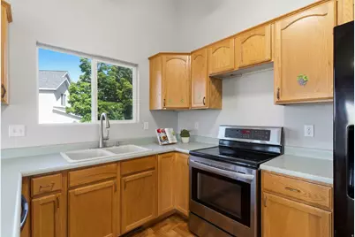 1142 E 1350 S, Clearfield, UT 84015 - Photo 10